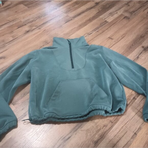 Lululemon Top - Picture 3 of 9